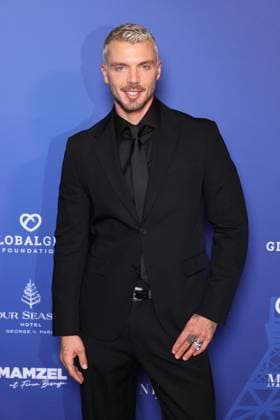 Paris Global Gift Gala - Paris Jonathan Jenvrin attends the Paris Global Gift Gala in Paris, France on Novmber 08, 2025. Photo by Jerome Domine ABACAPRESS.COM France  Copyright: xDominexJerome ABACAx