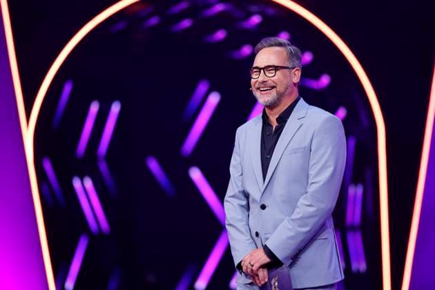 Moderator Matthias Opdenhövel in der Prosieben-Show The Masked Singer in den MMC-Studios in Ossendorf. Köln, 08.11.2025 NRW Deutschland Copyright: xChristophxHardtx