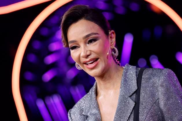 Moderatorin Verona Pooth im Rateteam der Prosieben-Show The Masked Singer in den MMC-Studios in Ossendorf. Köln, 08.11.2025 NRW Deutschland Copyright: xChristophxHardtx