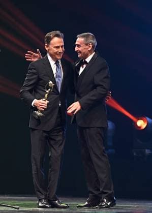 Gala of the Antenas de Oro Awards 2025 Matías Prats receives the Antena de Oro 2025 award, at the Casino de Aranjuez, on November 8, 2025, in Aranjuez, Madrid Spain The Federation of Spanish Radio and Television Associations has celebrated the 52nd edition of the Antena de Oro Awards, which recognize the work of the most relevant figures of the year in television, radio and media GOLDEN ANTENAS AWARDS MATIAS PRATS TELEVISION RADIO Aranjuez Madrid Aranjuez Madrid Spain  Copyright: xFranciscoxGuerrax 7087829