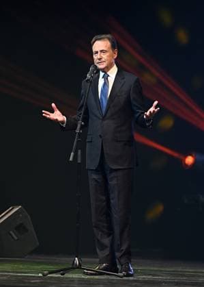 Gala of the Antenas de Oro Awards 2025 Matías Prats receives the Antena de Oro 2025 award, at the Casino de Aranjuez, on November 8, 2025, in Aranjuez, Madrid Spain The Federation of Spanish Radio and Television Associations has celebrated the 52nd edition of the Antena de Oro Awards, which recognize the work of the most relevant figures of the year in television, radio and media GOLDEN ANTENAS AWARDS MATIAS PRATS TELEVISION RADIO Aranjuez Madrid Aranjuez Madrid Spain  Copyright: xFranciscoxGuerrax 7087824