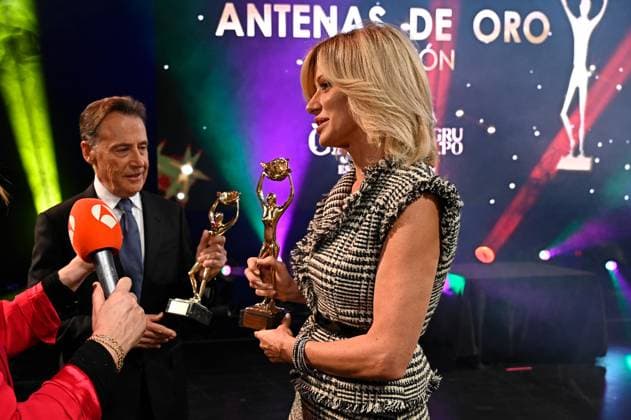 Gala of the Antenas de Oro Awards 2025 Matías Prats and Susanna Griso during the gala of the Antena de Oro Awards 2025, at the Casino de Aranjuez, on November 8, 2025, in Aranjuez, Madrid Spain The Federation of Spanish Radio and Television Associations has celebrated the 52nd edition of the Antena de Oro Awards, which recognize the most relevant figures of the year in television, radio and media, which recognize the work of the most relevant figures of the year in television, radio and media GOLDEN ANTENAS AWARDS MATIAS PRATS TELEVISION RADIO Aranjuez Madrid Aranjuez Madrid Spain  Copyright: xFranciscoxGuerrax 7087897