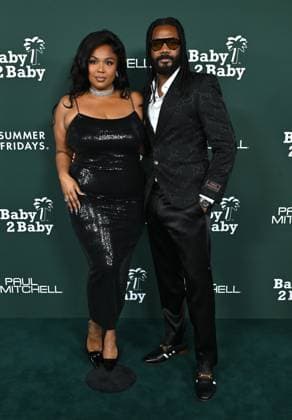 2025 Baby2Baby Gala Lizzo and Mike Wright arriving to the 2025 Baby2Baby Gala presented by Paul Mitchell at the Pacific Design Center on November 8, 2025 in West Hollywood, Ca. West Hollywood Pacific Design Center California USA Copyright: xLisaxOConnor xAFF-USA.COMx
