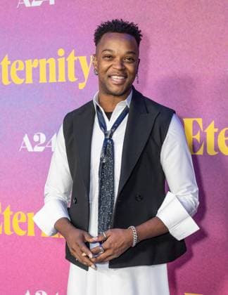 November 8, 2025, Bronx, New York, USA: J. Harrison Ghee attends Eternity premiere at Regal Union Square in New York, NY on November 8, 2025. Bronx USA - ZUMAr339 20251108_znp_r339_045 Copyright: xLevxRadinx