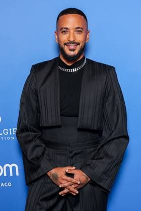 The Global Gift Gala at Four Seasons Hotel George V in Paris Gala Global Gift a l hotel Four Seasons George V a Paris Slimane Nebchi 450500 2025 11 08 Paris France  Copyright: xSebastienxFremontx xStarfacex STAR_450500_059