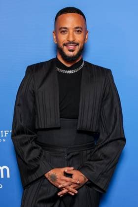 The Global Gift Gala at Four Seasons Hotel George V in Paris Gala Global Gift a l hotel Four Seasons George V a Paris Slimane Nebchi 450500 2025 11 08 Paris France  Copyright: xSebastienxFremontx xStarfacex STAR_450500_062