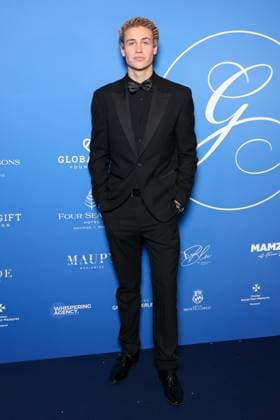 The Global Gift Gala at Four Seasons Hotel George V in Paris Gala Global Gift a l hotel Four Seasons George V a Paris Matteo Sinet 450500 2025 11 08 Paris France  Copyright: xSebastienxFremontx xStarfacex STAR_450500_153