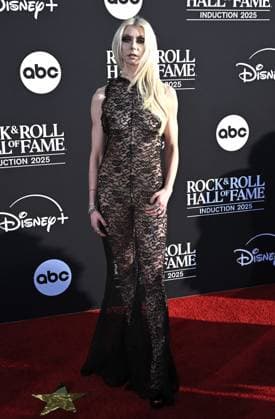 2025 Rock & Roll Hall of Fame Induction Ceremony Taylor Momsen arriving to the 2025 Rock & Roll Hall of Fame Induction Ceremony held at the Peacock Theater on November 8, 2025 in Los Angeles, Ca. Los Angeles Peacock Theater California USA Copyright: xStarbuck AFF-USA.COMx