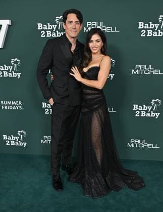 2025 Baby2Baby Gala Steve Kazee and Jenna Dewan arriving to the 2025 Baby2Baby Gala presented by Paul Mitchell at the Pacific Design Center on November 8, 2025 in West Hollywood, Ca. West Hollywood Pacific Design Center California USA Copyright: xLISAxOConnor xAFF-USA.COMx