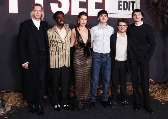 Netflix FYSEE: The Fall Edit - Stranger Things Season 5 FYC Event English actor and singer Jamie Campbell Bower, American actor, singer, and dancer Caleb McLaughlin, British actress and producer Millie Bobby Brown, Canadian-American actor and entrepreneur Noah Schnapp, American actor and singer Gaten Matarazzo and Canadian actor, musician, director, and recording artist Finn Wolfhard arrive at the Netflix FYSEE: The Fall Edit - Stranger Things Season 5 FYC (For Your Consideration) Event held at the Netflix Tudum Theater in Hollywood, Los Angeles, California, United States. Netflix Tudum Theater, Hollywood, Los Angeles, California, USA California United States Copyright: xImagexPressxAgencyx originalFilename: collin-netflixf251109_npPRX.jpg