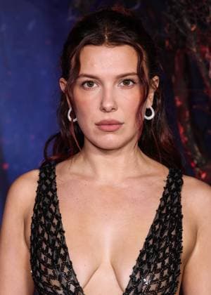 Netflix FYSEE: The Fall Edit - Stranger Things Season 5 FYC Event British actress and producer Millie Bobby Brown arrives at the Netflix FYSEE: The Fall Edit - Stranger Things Season 5 FYC (For Your Consideration) Event held at the Netflix Tudum Theater in Hollywood, Los Angeles, California, United States. Netflix Tudum Theater, Hollywood, Los Angeles, California, USA California United States  Copyright: xImagexPressxAgencyx originalFilename: collin-netflixf251109_npZag.jpg