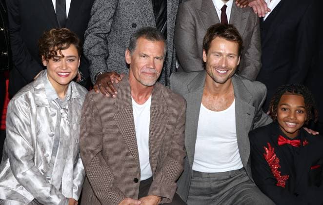 Paramount s The Running Man New York Premiere Katy O Brian, Josh Brolin, Glen Powell and Angelo Giorgio Gray attending Paramount s The Running Man New York Premiere held at the AMC Lincoln Square on November 9, 2025 in New York City, NY New York City AMC Lincoln Square NY USA Copyright: xStevenxBergman AFF-USA.COMx