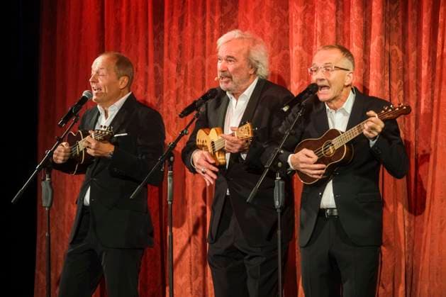 joost HansaTheater- Söhne Soehne Hamburgs Joja Wendt, Stefan Gwildis und Rolf Clausen zu Gast bei der Eroeffnung Gala Variete Show im Hansa Theater Saison Eroeffung 2025 2026 am 06.11.2025 in Hamburg Hamburg Deutschland