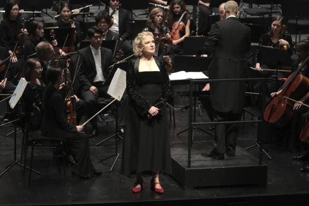 3. Sinfoniekonzert der Neuen Philharmonie Westfalen mit der Gelsenkirchener Star-Sopranistin Anne Schwanewilms im Musiktheater im Revier in Gelsenkirchen ** NUR FÜR REDAKTIONELLE ZWECKE ** EDITORIAL USE ONLY **<p>3. Sinfoniekonzert der Neuen Philharmonie Westfalen mit der Gelsenkirchener Star-Sopranistin Anne Schwanewilms am Montag den 10. November 2025 im Musiktheater im Revier in Gelsenkirchen Foto : Frank Oppitz FUNKE Foto Services< p> Kultur, Kunst, Unterhaltung Deutschland NRW Gelsenkirchen Copyright: FrankxOppitz