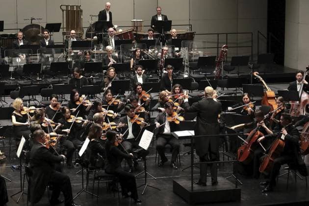 3. Sinfoniekonzert der Neuen Philharmonie Westfalen mit der Gelsenkirchener Star-Sopranistin Anne Schwanewilms im Musiktheater im Revier in Gelsenkirchen ** NUR FÜR REDAKTIONELLE ZWECKE ** EDITORIAL USE ONLY **<p>3. Sinfoniekonzert der Neuen Philharmonie Westfalen mit der Gelsenkirchener Star-Sopranistin Anne Schwanewilms am Montag den 10. November 2025 im Musiktheater im Revier in Gelsenkirchen Foto : Frank Oppitz FUNKE Foto Services< p> Kultur, Kunst, Unterhaltung Deutschland NRW Gelsenkirchen Copyright: FrankxOppitz