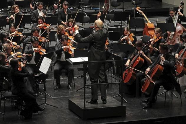 3. Sinfoniekonzert der Neuen Philharmonie Westfalen mit der Gelsenkirchener Star-Sopranistin Anne Schwanewilms im Musiktheater im Revier in Gelsenkirchen ** NUR FÜR REDAKTIONELLE ZWECKE ** EDITORIAL USE ONLY **<p>3. Sinfoniekonzert der Neuen Philharmonie Westfalen mit der Gelsenkirchener Star-Sopranistin Anne Schwanewilms am Montag den 10. November 2025 im Musiktheater im Revier in Gelsenkirchen Foto : Frank Oppitz FUNKE Foto Services< p> Kultur, Kunst, Unterhaltung Deutschland NRW Gelsenkirchen Copyright: FrankxOppitz