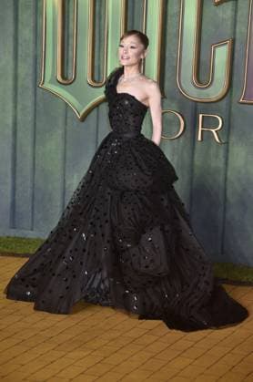 European premiere of Wicked: For Good at Cineworld Leicester Square Featuring: Ariana Grande Where: London, United Kingdom When: 10 Nov 2025 Credit: Sue Andrews Cover Images EDITORIAL USE ONLY. NOT FOR USE BY NEWSPAPERS BASED IN THE UK. Copyright: xx coverimg55259026