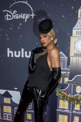 November 10, 2025, New York, United States: Laverne Cox attends Disney+ s A Very Jonas Christmas Movie New York Premiere at New York City Center. New York United States - ZUMAs197 20251110_aaa_s197_364 Copyright: xRonxAdarx