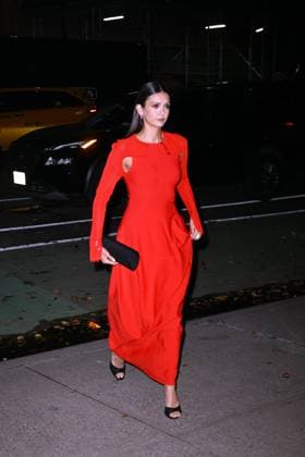 Celebrities arrive for CVFF Vogue Dinner Featuring: Nina Dobrev Where: New York City, New York, United States When: 10 Nov 2025 Credit: Elder Ordonez INSTARimages EDITORIAL USE ONLY. NOT FOR USE BY NEWSPAPERS BASED IN THE UK. Copyright: xx instar55259096