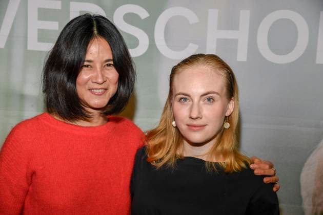abb Verschollen- Luka Omoto und Elisa Schlott Schauspielerinen bei der Preview des neuen investigativen ARD Spielfilms VERSCHOLLEN von Autor & Regisseur Daniel Harrich im ARD Hauptstadtstudio am 10.11.2025 in Berlin Berlin Deutschland
