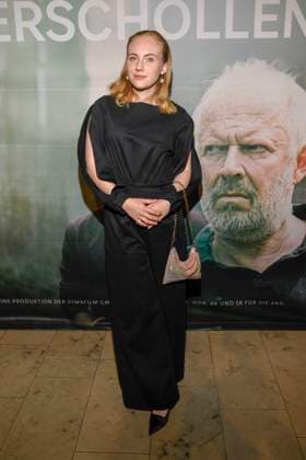 abb Verschollen- Elisa Schlott Schauspielerin bei der Preview des neuen investigativen ARD Spielfilms VERSCHOLLEN von Autor & Regisseur Daniel Harrich im ARD Hauptstadtstudio am 10.11.2025 in Berlin Berlin Deutschland