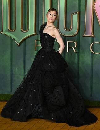 Ariana Grande attends Wicked: For Good European Premiere at Cineworld Leicester Square in London, England. UK. Monday 10th November 2025 Copyright: xJamesxWarrenx adzj8043