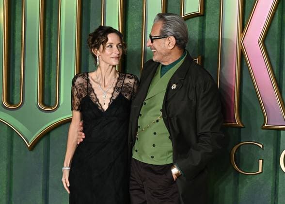Emilie Livingston and Jeff Goldblum attends Wicked: For Good European Premiere at Cineworld Leicester Square in London, England. UK. Monday 10th November 2025 Copyright: xJamesxWarrenx adzj8085