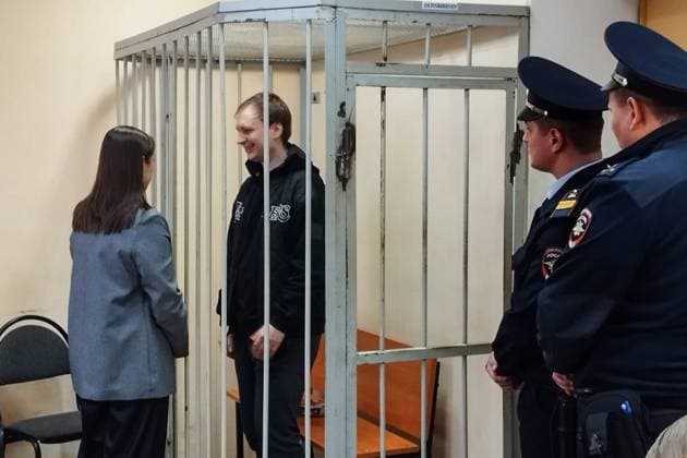 RUSSIA, VORONEZH - NOVEMBER 11, 2025: US citizen Robert Gilman attends a hearing as the Central District Court considers another criminal case against him assaulting a corrections officer Voronezh Russia  - ZUMAt113 20251111_zaa_t113_341 Copyright: xSergeixSviridovx