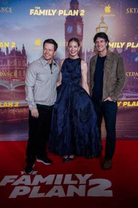 The Family Plan 2 World Premiere - Arrivals LONDON, UNITED KINGDOM - NOVEMBER 11: Michelle Monaghan and Mark Wahlberg attend The Family Plan 2 World Premiere at the Curzon Mayfair on November 11, 2025. Loredana Sangiuliano Anadolu London United Kingdom. Editorial use only. Please get in touch for any other usage.  Copyright: x2025xAnadoluxLoredanaxSangiulianox
