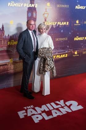 November 11, 2025, London, England, United Kingdom: DON GRANGER and LISA MCREE attends the World Premiere of The Family Plan 2 at Curzon Mayfair in London. London United Kingdom - ZUMAs371 20251111_zip_s371_089 Copyright: xWiktorxSzymanowiczx