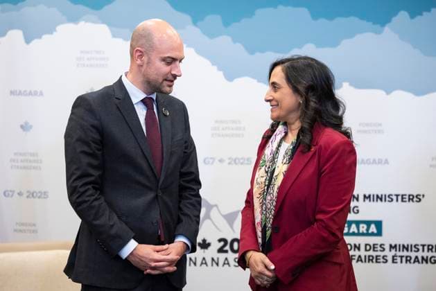 November 11, 2025, Niagara-On-The-Lake, On, Canada: Foreign Affairs Minister Anita Anand greets Minister for Europe and Foreign Affairs of France Jean-Noel Barrot ahead of a bilateral meeting during the G7 Foreign Ministers Meeting in Niagara-on-the-Lake, Ont., on Tuesday, November 11, 2025. Niagara-On-The-Lake Canada  - ZUMAc35_ 20251111_zaf_c35_254 Copyright: xNickxIwanyshynx