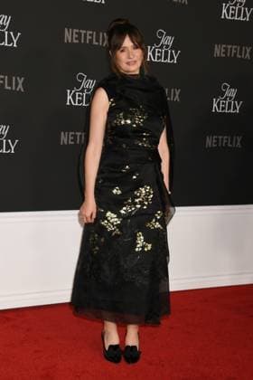 LOS ANGELES, CA- NOVEMBER 11: Emily Mortimer at the Los Angeles premiere of Netflix s Jay Kelly at The Egyptian Theatre Hollywood on November 11, 2025 in Los Angeles, California. Copyright: xJeffreyxMayerx