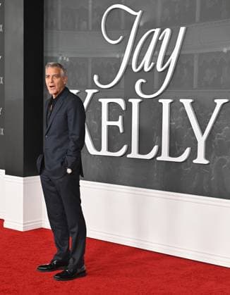 ˜Jay Kelly™ LA Premiere George Clooney arriving to the Los Angeles premiere of Jay Kelly at the Egyptian Theatre on November 11, 2025 in Hollywood, Ca. Hollywood Egyptian Theatre California USA Copyright: xLisaxOConnor xAFF-USA.COMx