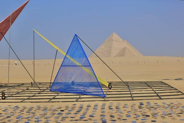 Contemporary Art Exhibition in Giza Pyramids GIZA, EGYPT - NOVEMBER 11: A view from the Forever Is Now contemporary art exhibition held near the Pyramids of Giza in Egypt on November 11, 2025. Featuring artists from different countries, the exhibition will continue to welcome visitors until December 6. Fareed Kotb Anadolu Giza Egypt. Editorial use only. Please get in touch for any other usage.  Copyright: x2025xAnadoluxFareedxKotbx