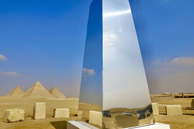 Contemporary Art Exhibition in Giza Pyramids GIZA, EGYPT - NOVEMBER 11: A view from the Forever Is Now contemporary art exhibition held near the Pyramids of Giza in Egypt on November 11, 2025. Featuring artists from different countries, the exhibition will continue to welcome visitors until December 6. Fareed Kotb Anadolu Giza Egypt. Editorial use only. Please get in touch for any other usage.  Copyright: x2025xAnadoluxFareedxKotbx
