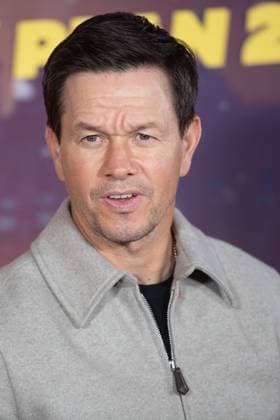 The Family Plan 2 World Premiere Arrivals at Curzon Mayfair, London, UK Mark Wahlberg attends The Family Plan 2 World Premiere at Curzon Mayfair, London, England, UK on Tuesday 11 November, 2025., Credit:Justin Ng Avalon UK, England, London, Curzon Mayfair  Copyright: xJustinxNgx xAvalonx 1051890812