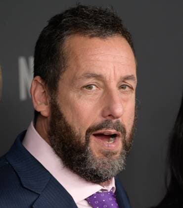 Jay Kelly LA Premiere - Los Angeles, USA LOS ANGELES, USA. November 11, 2025: Adam Sandler & Sadie Sandler at the LA premiere for Netflix s Jay Kelly at the Egyptian Theatre. Los Angeles CA USA  Copyright: xPaulxSmith Featureflashx