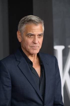 Jay Kelly LA Premiere - Los Angeles, USA LOS ANGELES, USA. November 11, 2025: George Clooney at the LA premiere for Netflix s Jay Kelly at the Egyptian Theatre. Los Angeles CA USA  Copyright: xPaulxSmith Featureflashx
