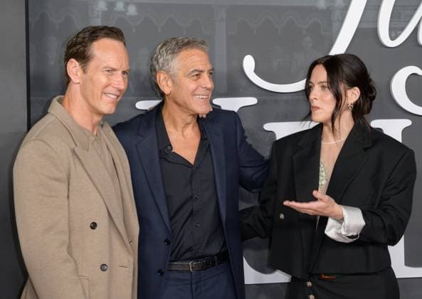 Jay Kelly LA Premiere - Los Angeles, USA LOS ANGELES, USA. November 11, 2025: Patrick Wilson, George Clooney & Riley Keough at the LA premiere for Netflix s Jay Kelly at the Egyptian Theatre. Los Angeles CA USA  Copyright: xPaulxSmith Featureflashx