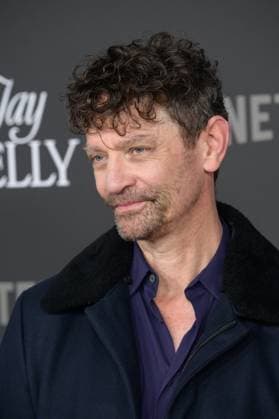 Jay Kelly LA Premiere - Los Angeles, USA LOS ANGELES, USA. November 11, 2025: James Frain at the LA premiere for Netflix s Jay Kelly at the Egyptian Theatre. Los Angeles CA USA  Copyright: xPaulxSmith Featureflashx