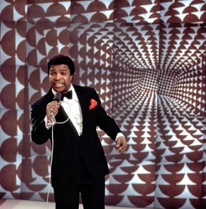 ARCHIV: Roberto Blanco Sänger Roberto Blanco , 1969 ARCHIVAUFNAHME, Datum geschätzt 20251105JWM0153 *** ARCHIVE Roberto Blanco Singer Roberto Blanco , 1969 ARCHIVE PURCHASE, date estimated 20251105JWM0153