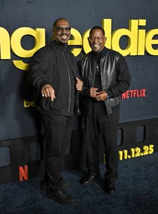 Netflix™s ˜Being Eddie™ Los Angeles Premiere Eddie Murphy and Martin Lawrence arriving to Netflix™s Being Eddie Los Angeles premiere held at the Netflix Tudum Theater on November 12, 2025 in Hollywood, Ca. Hollywood Netflix Tudum Theater California USA Copyright: xStarbuck AFF-USA.COMx