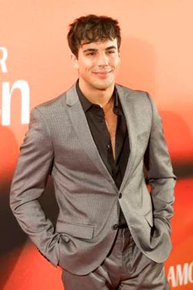 Oscar Casas bei der Verleihung der Glamour Women of the Year Awards 2025 im Teatro Barcelo. Madrid, 12.11.2025