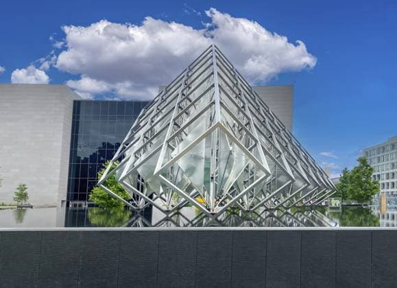Washington, Vereinigte Staaten, 1. November 2025: Smithsonian National Air and Space Museum Washington, USA, 1 November, 2025: Smithsonian National Air and Space museum, Washington Copyright: imageBROKER elov ibxelo15669234.jpg