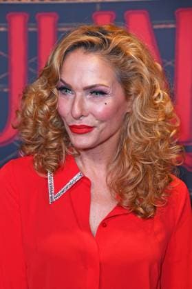 Sonya Kraus bei der Premiere von Sarah Engels bei Moulin Rouge! Das Musical im Musical Dome in Köln am 13.11.2025