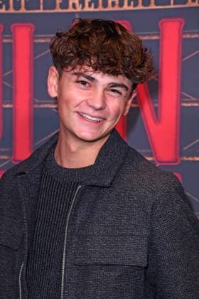 Benni Kalcher bei der Premiere von Sarah Engels bei Moulin Rouge! Das Musical im Musical Dome in Köln am 13.11.2025