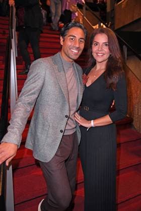 Nic Shanker mit Ehefrau Janina Shanker bei der Premiere von Sarah Engels bei Moulin Rouge! Das Musical im Musical Dome in Köln am 13.11.2025