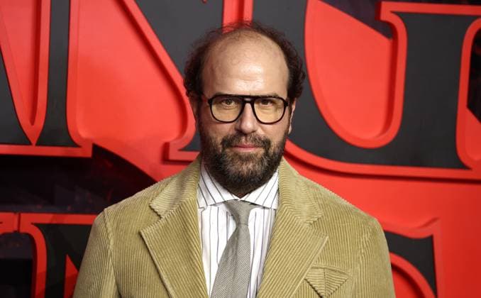 Stranger Things Season 5, Volume 1 screening at the Odeon Luxe, London Brett Gelman at the Stranger Things Season 5, Volume 1 screening at the Odeon Luxe Leicester Square in London, England. London Odeon Luxe, Leicester Square UK Copyright: xFredxDuvalx