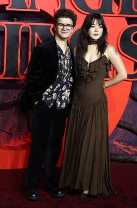 Stranger Things Season 5, Volume 1 screening at the Odeon Luxe, London Gaten Matarazzo and Elizabeth Yu at the Stranger Things Season 5, Volume 1 screening at the Odeon Luxe Leicester Square in London, England. London Odeon Luxe, Leicester Square UK Copyright: xFredxDuvalx