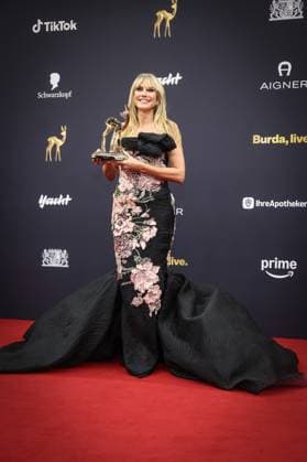 BAMBI Award 2025 Preisträger Preisträgerin Entertainment Heidi Klum Verleihung des 77. BAMBI 2025 in den Bavaria Filmstudios in München Copyright: xEventpressxFuhrx